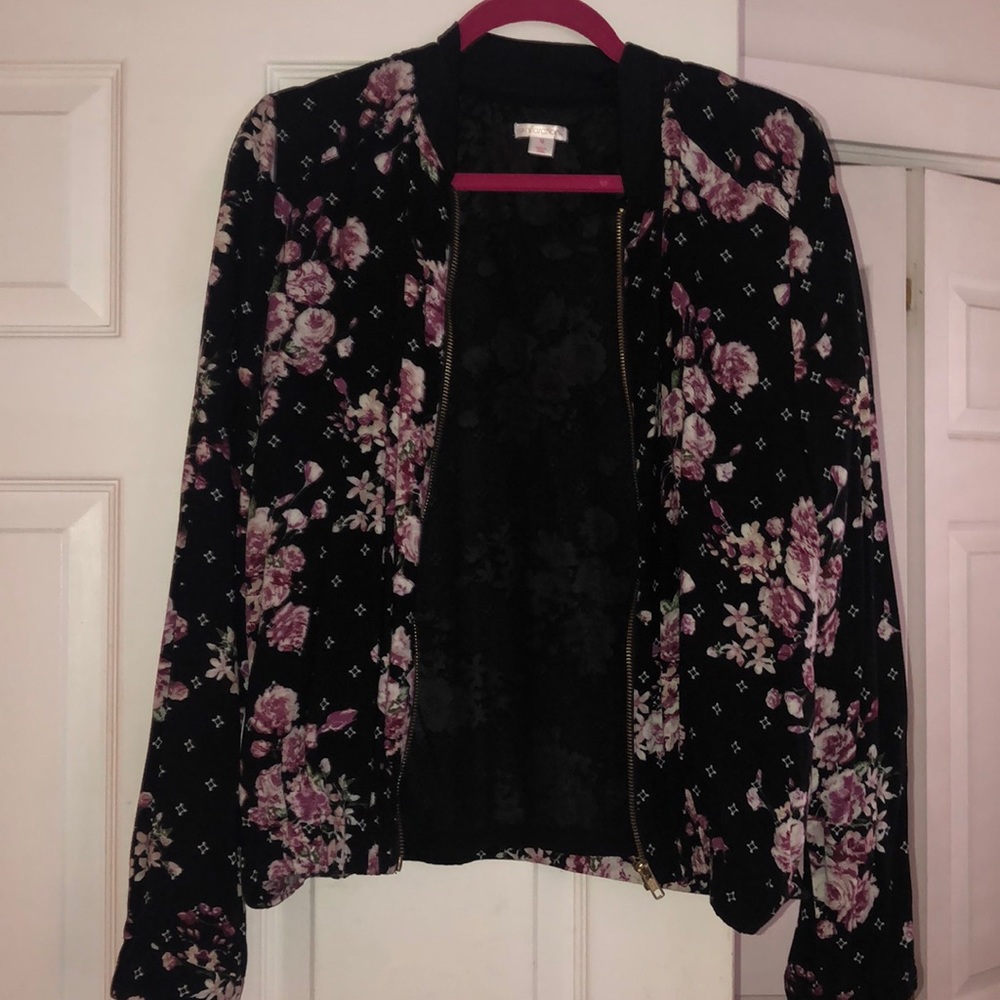 Light weight floral jacket